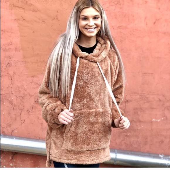 New! 1 left! Cozy, Sherpa Juliet sweater - Picture 2 of 7